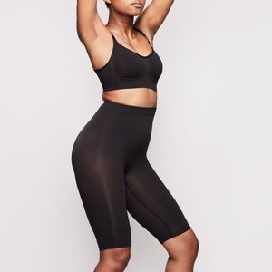 No longer Available SCULPTING SHORT ABOVE THE KNEE W/ OPEN GUSSET